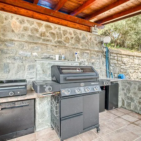 Luce Del Sol Lux With Pool - L - Happy *