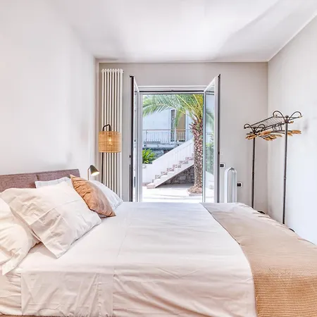 Luce Del Sol With Pool - L - Happy Villa *