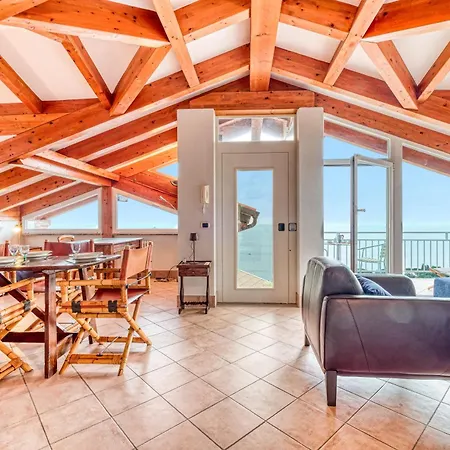 Luce Del Sol With Pool - L - Happy Villa *