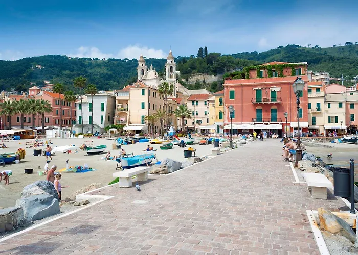 Villa Ala - Luce Del Sol With Pool - L - Happy Alassio