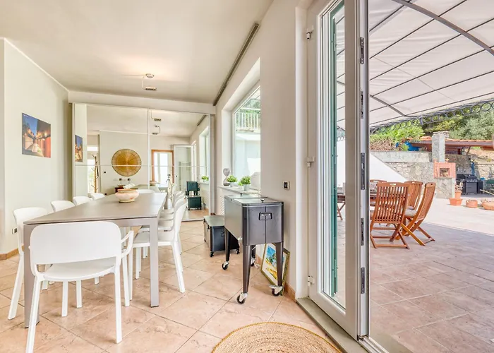 Ala - Luce Del Sol With Pool - L - Happy