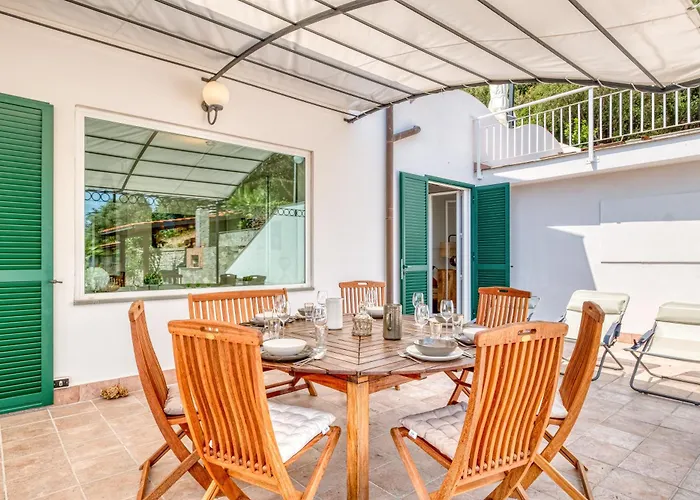 Ala - Luce Del Sol With Pool - L - Happy Alassio